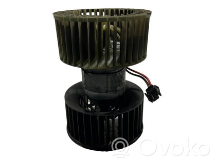 Маленький вентилятор радиатора