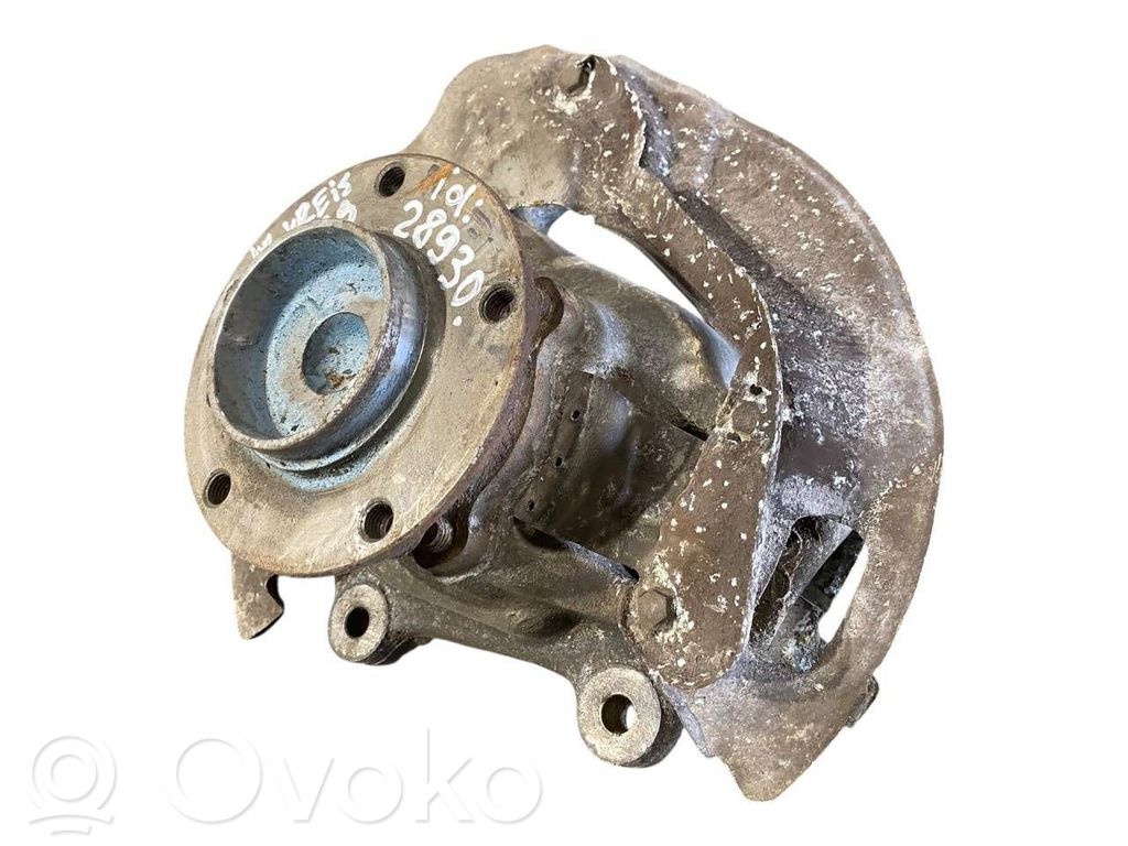 Priekšējā riteņa rumbas vārpstas šarnīrs (stupica, capfa)