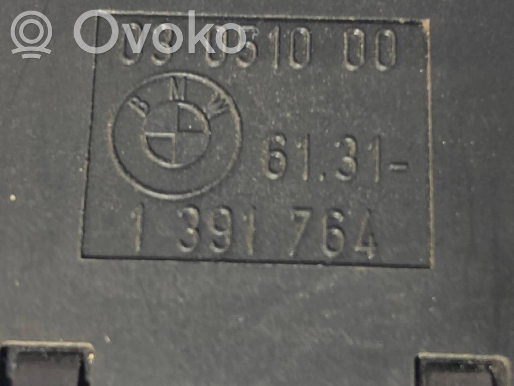 Window electric heating switch