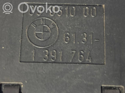 Window electric heating switch