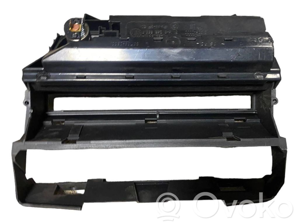 Pelnutrauks (priekšā)