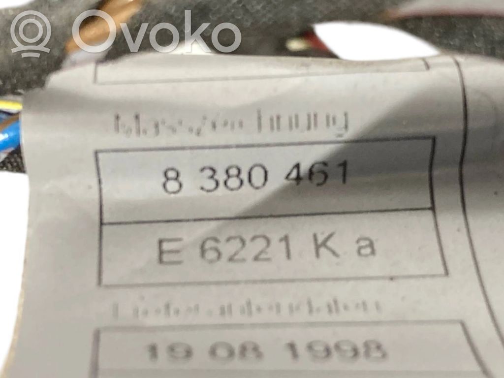 Priekšējo durvju vadu instalācija