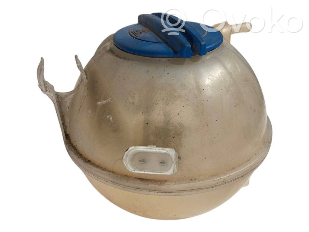 Dzesēšanas šķidruma izplešanās tvertne