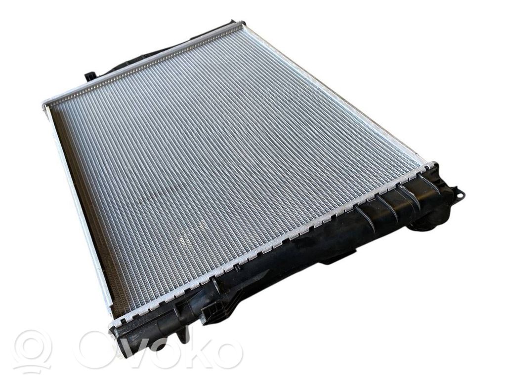 Dzesēšanas šķidruma radiators