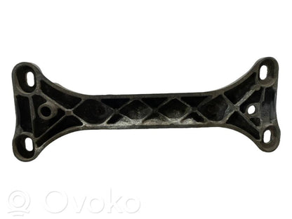 Pārnesumkārbas stiprinājuma kronšteins