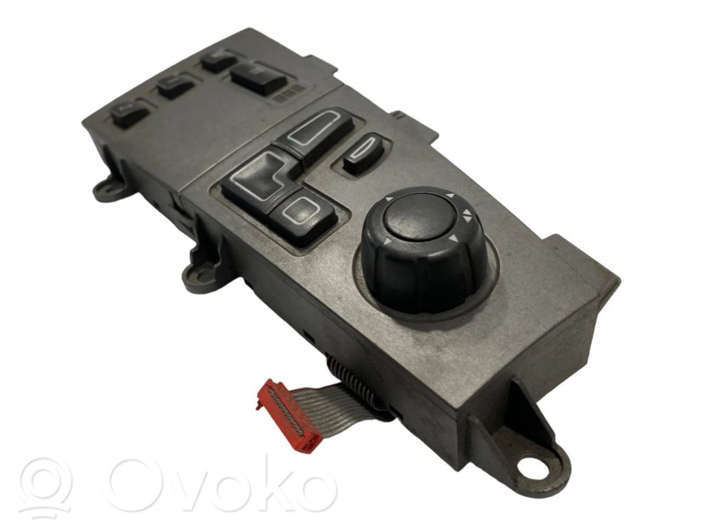Seat adjustment switch(es)
