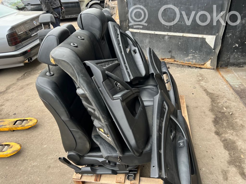 Комплект сидений