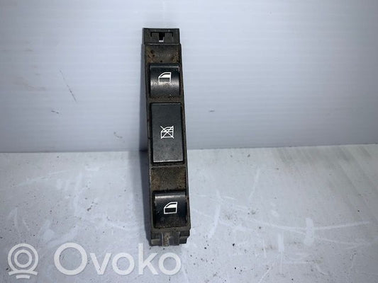 Window lift control switch(es)