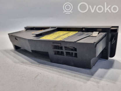 Air conditioning / climate control / interior heating control unit (in the passenger compartment)