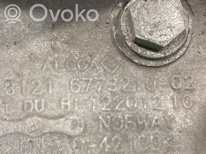 Priekšējā riteņa rumbas vārpstas šarnīrs (stupica, capfa)