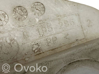 Priekšpusē bampera turētājs