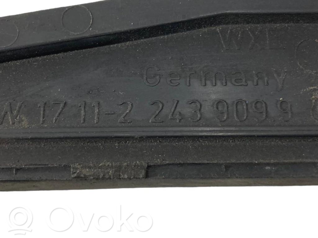 Radiator panel holder (TV)