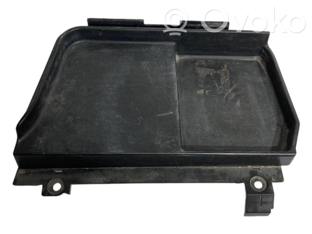 Akumulatora kastes vāks