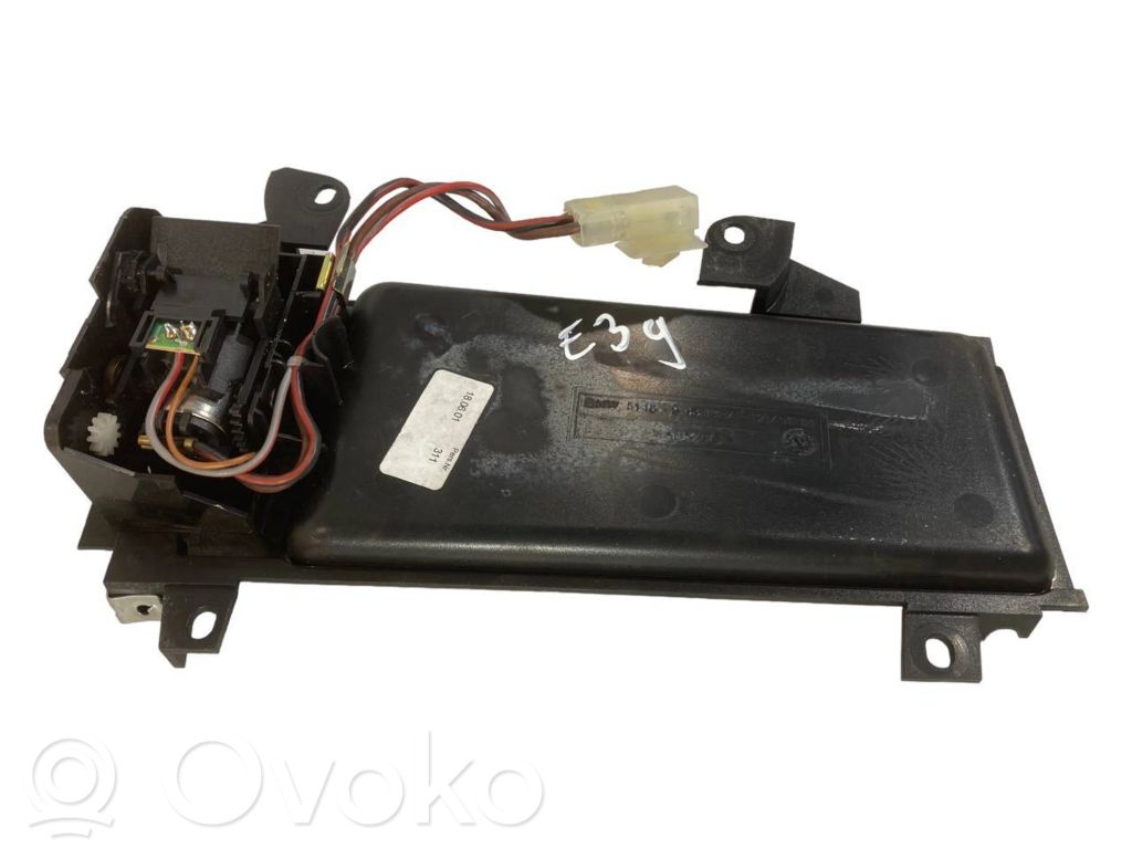 Cigarette lighter in front