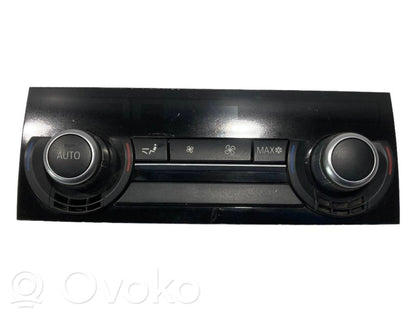 Gaisa kondicioniera / klimata kontroles / salona apsildes vadības bloks (salonā)