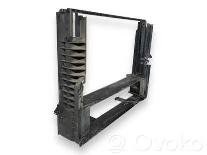 Radiatoru dekoratīvā apdare