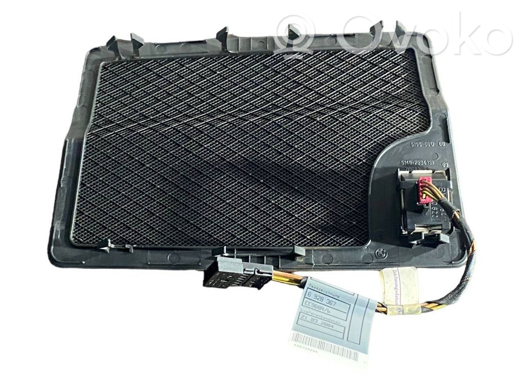 Centrālā skaļruņa dekoratīvā apdare