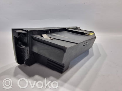 Air conditioning / climate control / interior heating control unit (in the passenger compartment)
