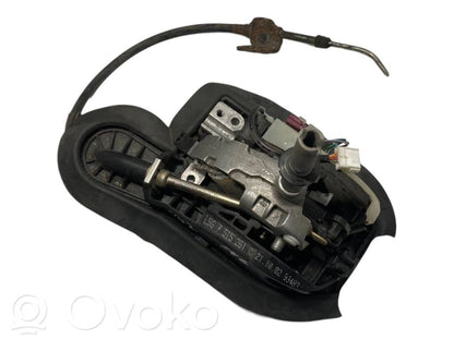 Switching mechanism (sliding mechanism)