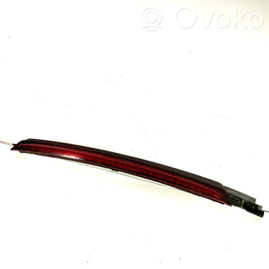 Papildu bremžu signāla lukturis