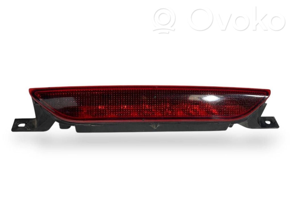 Papildu bremžu signāla lukturis