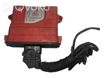 Gas appliance control unit