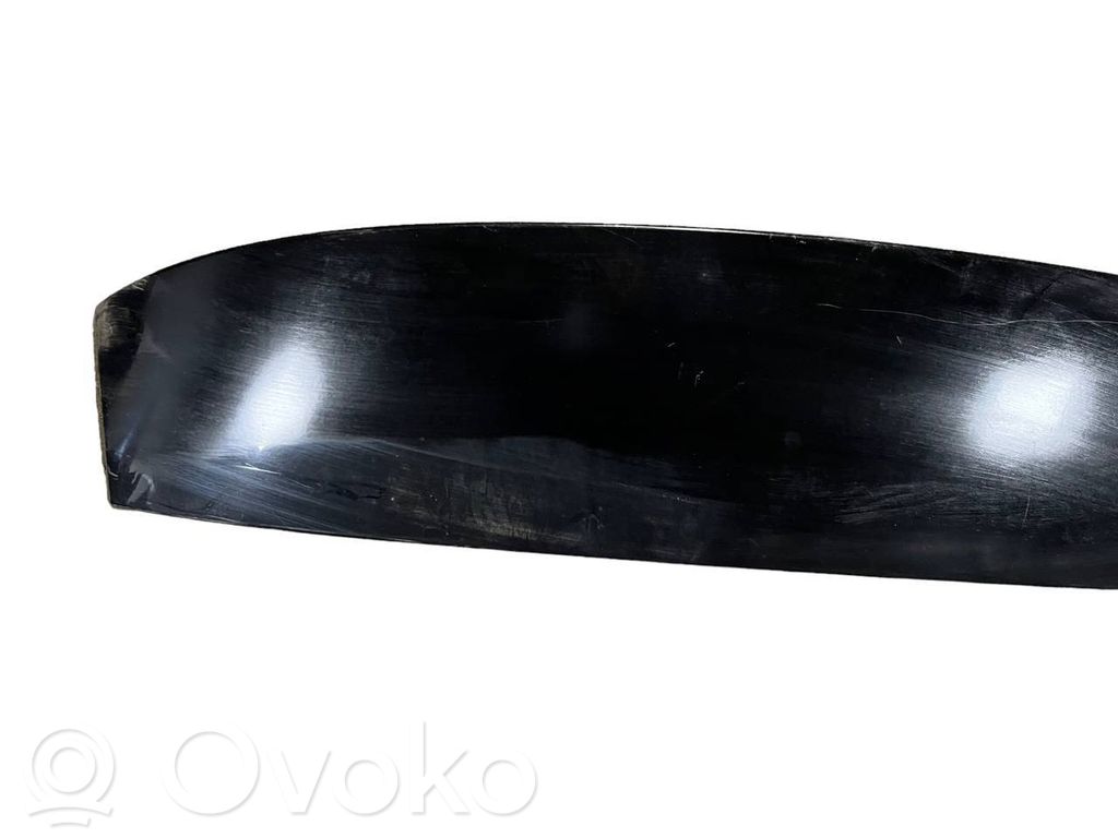 Spoilera aizmugurējais vāks