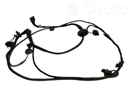 Parkošanas (PDC) sensoru vadu instalācija