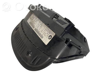 Ekrāns / displejs / mazais ekrāns