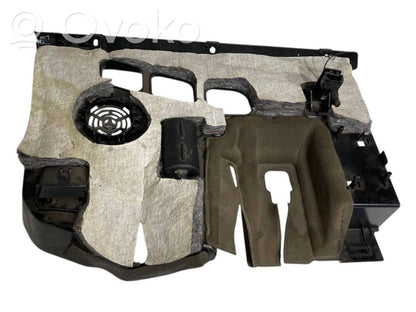 Paneļa dekoratīvās apdares vairogs (apakšējais)