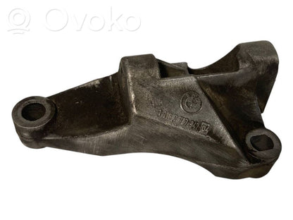 Dzinēja nostiprināšanas stiprinājums-kronšteins