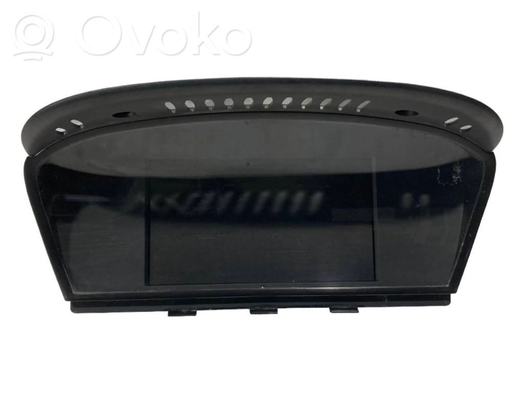 Ekrāns / displejs / mazais ekrāns