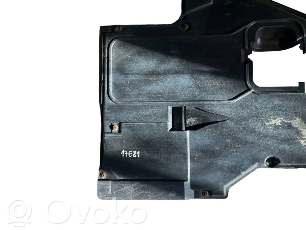 Dzinēja apakšas aizsargs