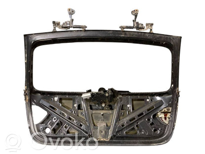 Aizmugurējais pārsegs (bagāžnieks)