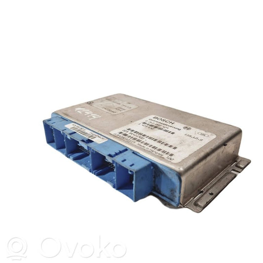 Pārnesumkārbas vadības bloks