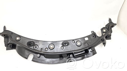 Cita veida dzinēja nodalījuma detaļa