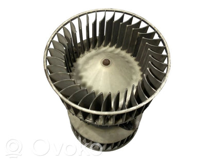Mazā radiatora ventilators