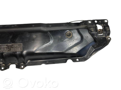 Radiatoru paneļa augšējā daļa (televizors)