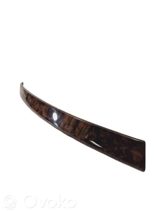 Cita veida salona detaļa