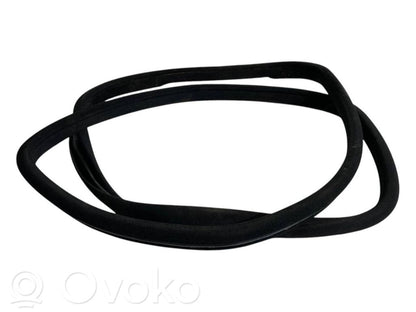 Aizmugurē apdares gumija (virsbūvē)