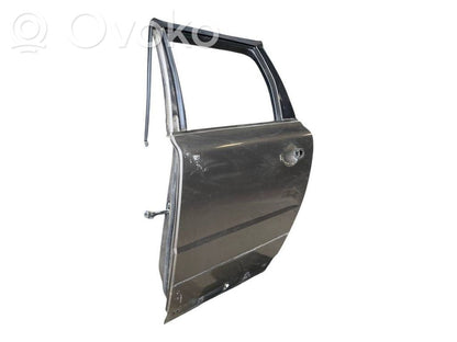 Aizmugurējās durvis