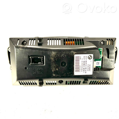 Ekrāns / displejs / mazais ekrāns