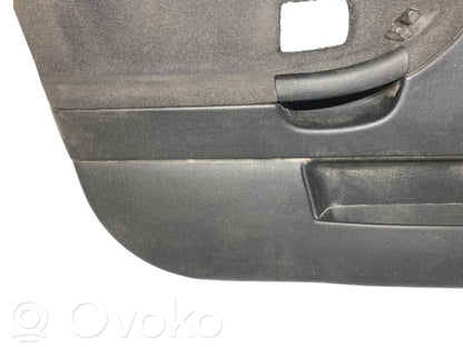 Priekšējo durvju apdare