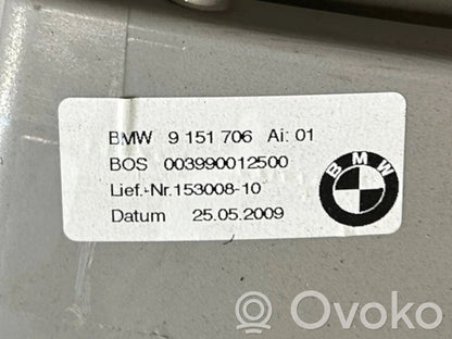 (D) statņa dekoratīvā apdare (augšdaļa)