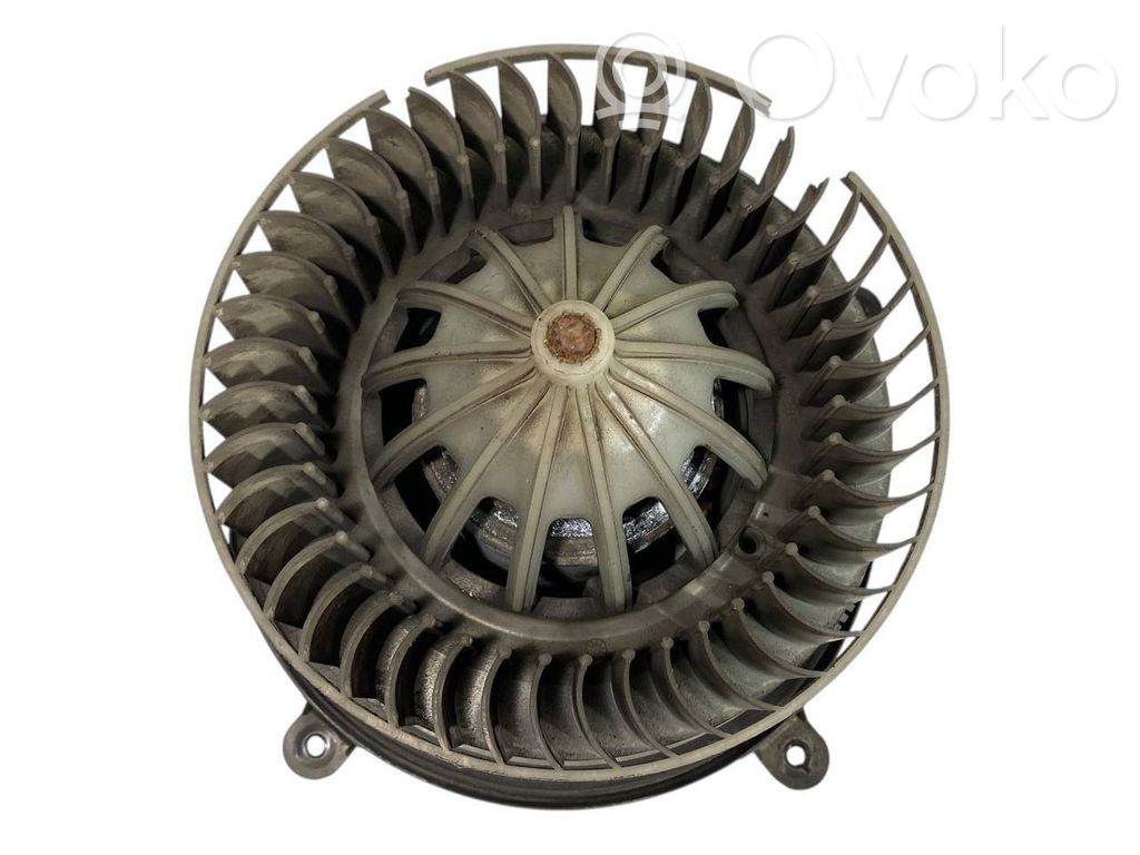 Mazā radiatora ventilators