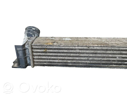 Starpdzesētāja radiators