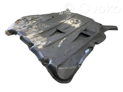 Dzinēja apakšas aizsargs