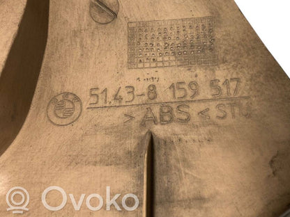 Kāju zonas sānu dekoratīvā apdare