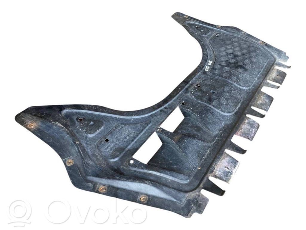 Dzinēja apakšas aizsargs