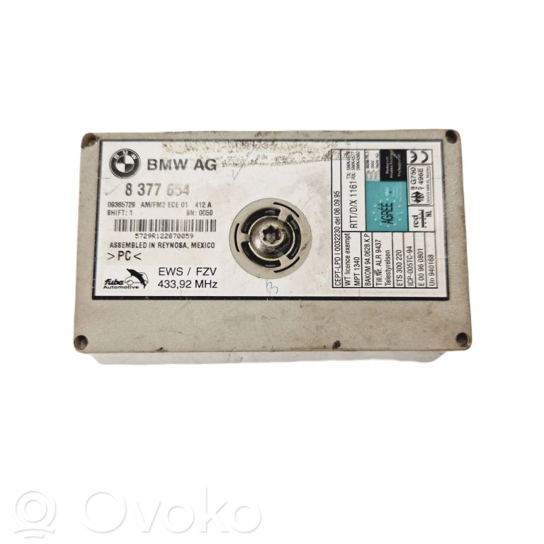 Antenas vadības bloks